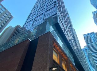 15 Mercer St #1605-C01, Toronto, ON M5V 0T8