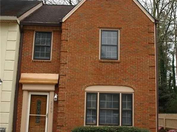 2769 New South Dr, Marietta, GA 30066
