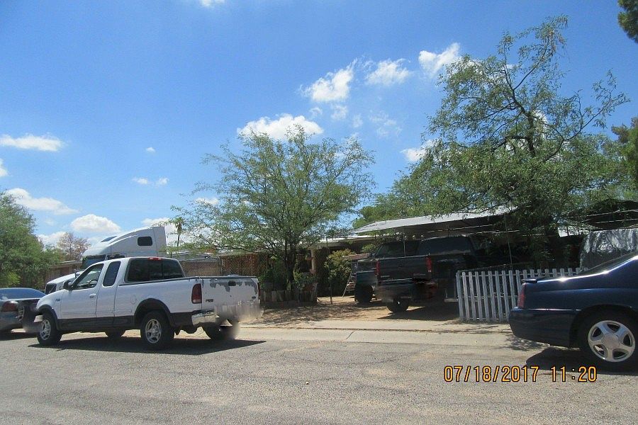 2nd image of 701 W Calle Garcia