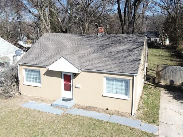 6133 Walrond Ave, Kansas City, MO 64130