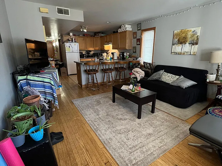 2910 N Newhall St #A — Photo 18
