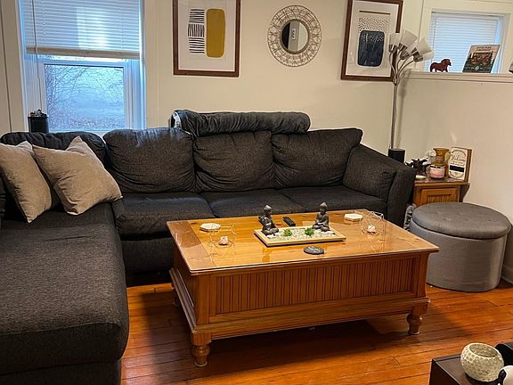 3rd image of 729 Highland Ave Basement B