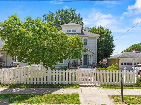 400 Wood St, Burlington, NJ 08016