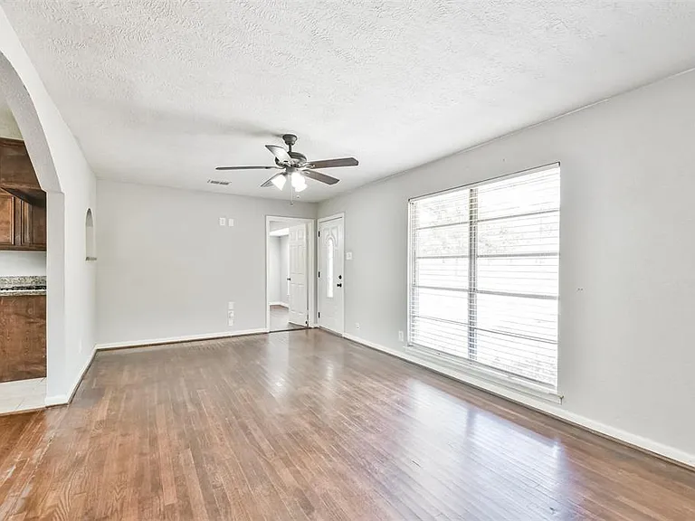 7106 Pinetex Dr — Photo 7