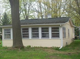 1124 Elmwood St, Beaverton, MI
