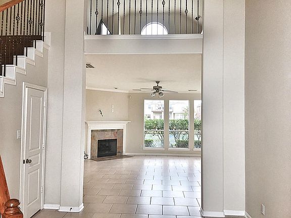 3rd image of 18030 Billabong Crescent Ct