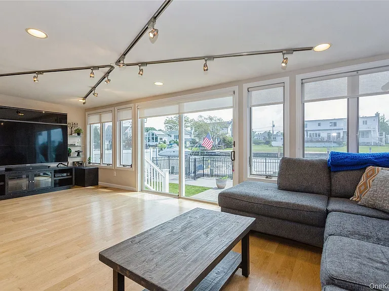 29 Seabreeze Rd — Photo 17