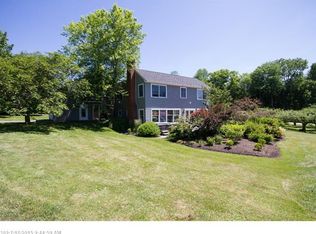 25 Sunnyfield Ln, Cumberland, ME 04021