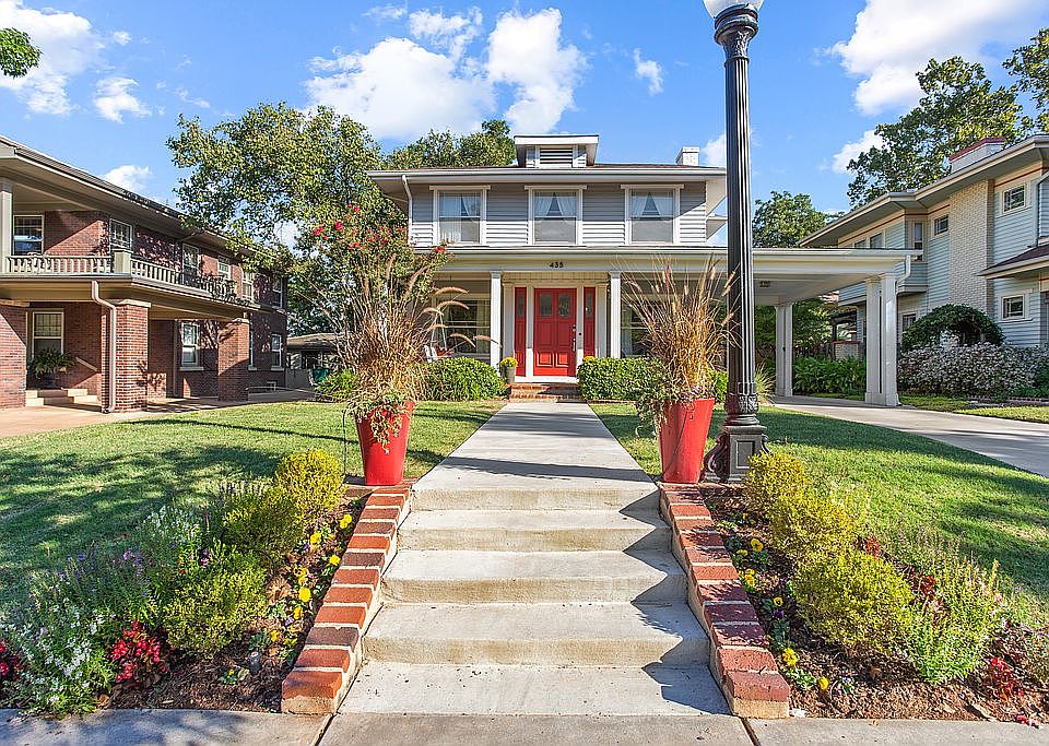1st image of 435 NW 21st St