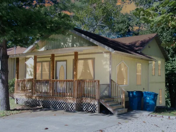 730 Knox Avenue, Hollister, MO 65672