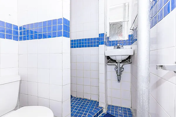 Rented by MySpaceNYC | media 18