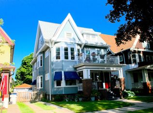 2761 N Frederick Ave, Milwaukee, WI 53211
