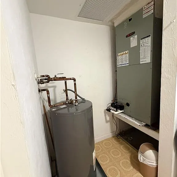 576 Retreat Dr #201 — Photo 47