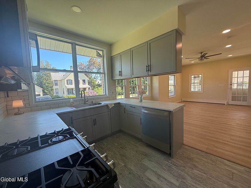 3rd image of 49 Haskell Street