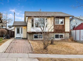 6416 S 28th Ave NE, Calgary, AB T1Y4K7