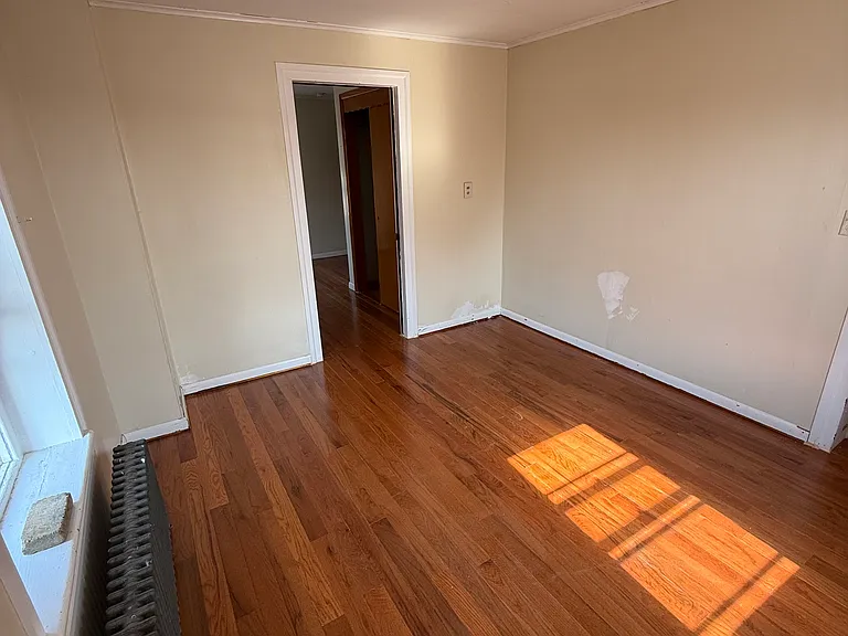 31 Smith St #2 — Photo 8