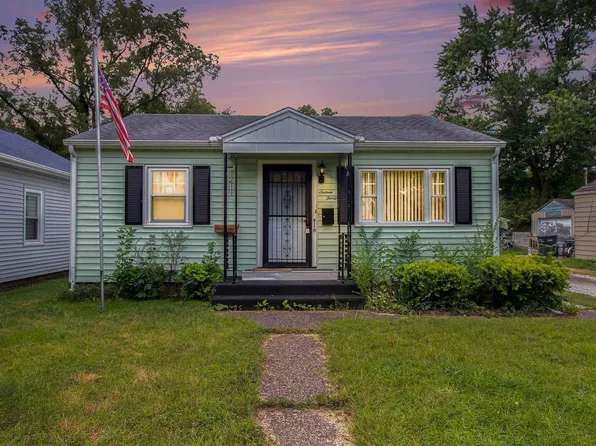 1630 E Bowman St, South Bend, IN 46613