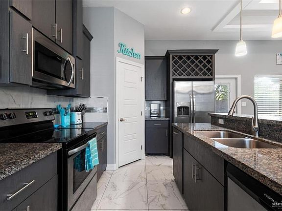 5th image of 4912 Galilea St