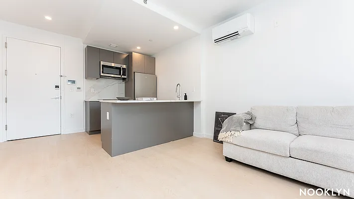 Rented by Nooklyn NYC LLC | media 6