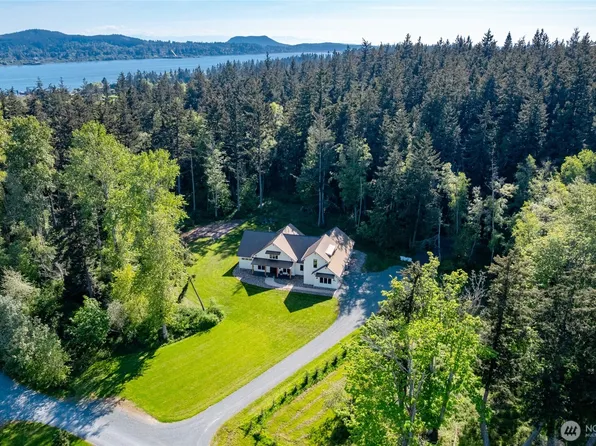 5680 Paradise Lane, Anacortes, WA 98221