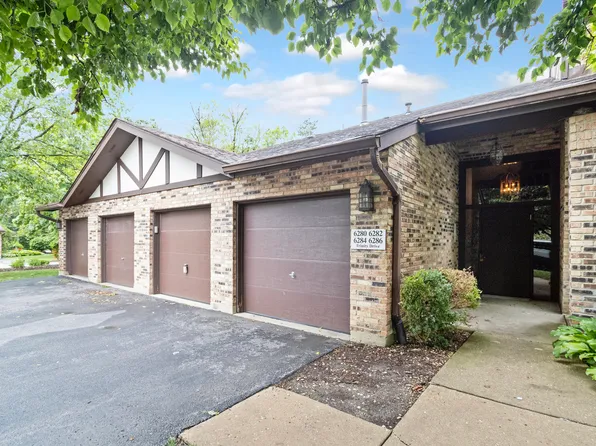 6286 Trinity Dr #2-B, Lisle, IL 60532