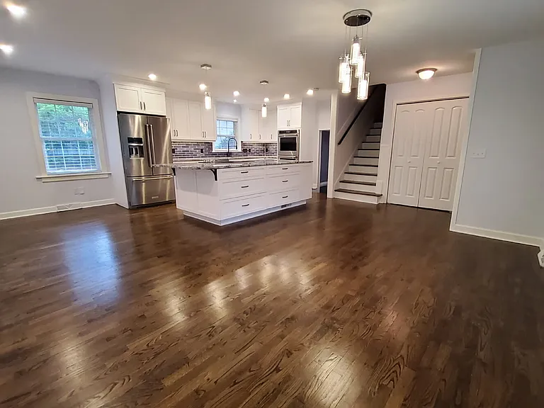 210 Spartan Rd — Photo 3