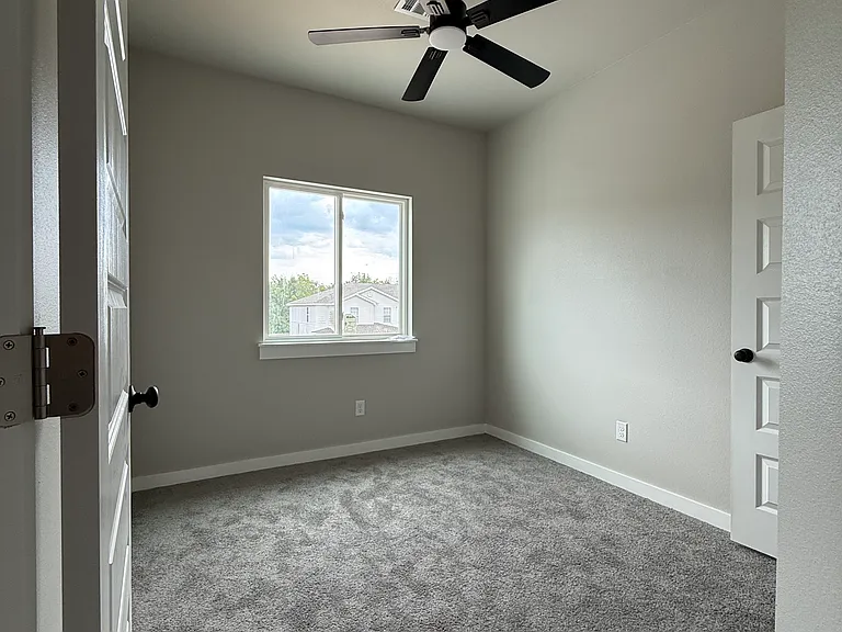 1804 Azlin Pl #B — Photo 17