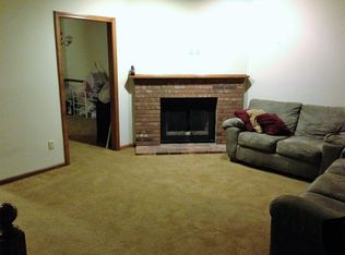 184 Austin Ryer Ln, Branford, CT 06405