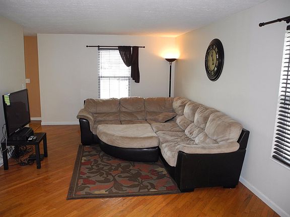 4th image of 7413 Big Horn Ct