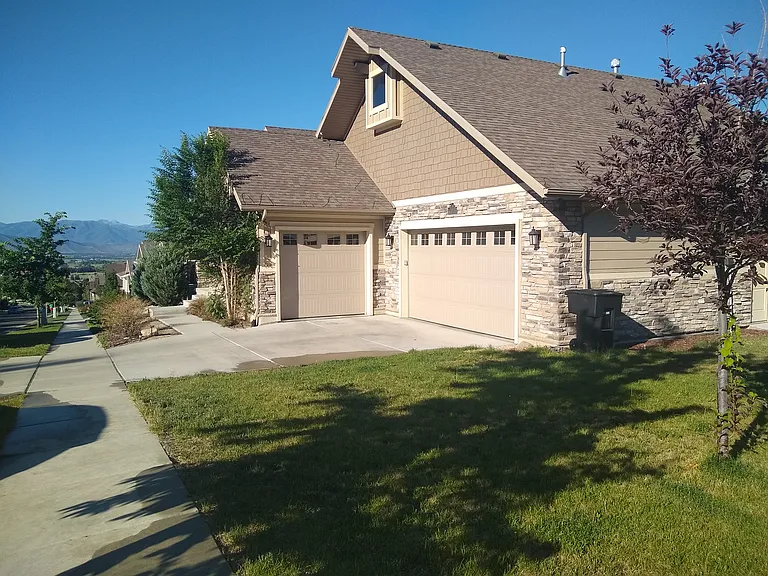 5359 N Oldgate Rd — Photo 2