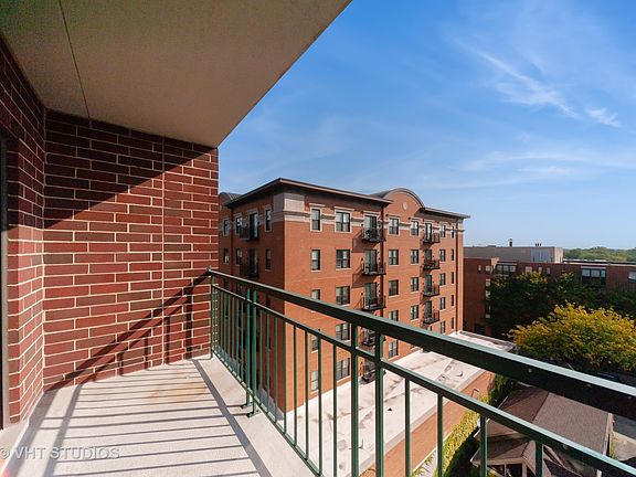 5th image of 201 N Vail Ave APT 709