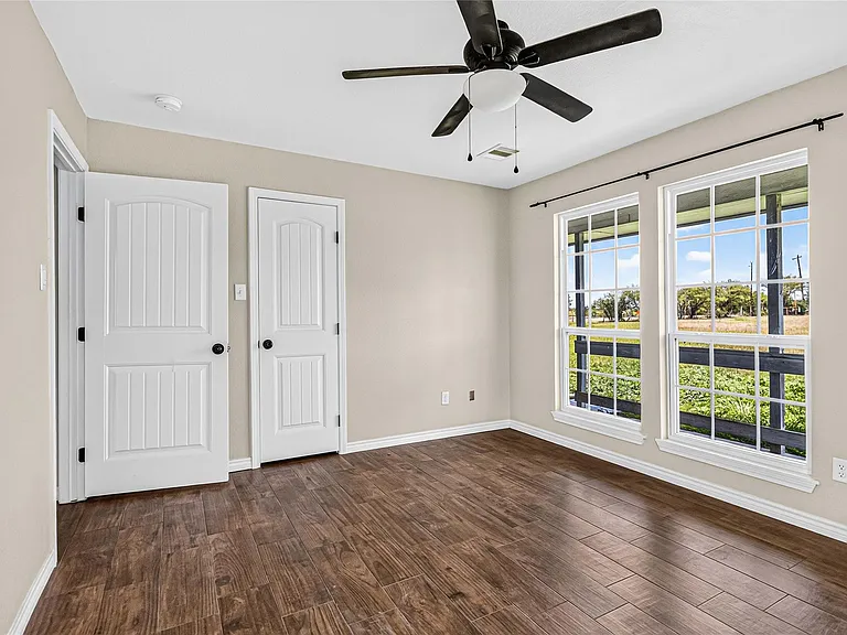2500 Center Point Rd — Photo 13