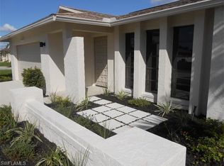 3835 SE 4th Ave, Cape Coral, FL 33904