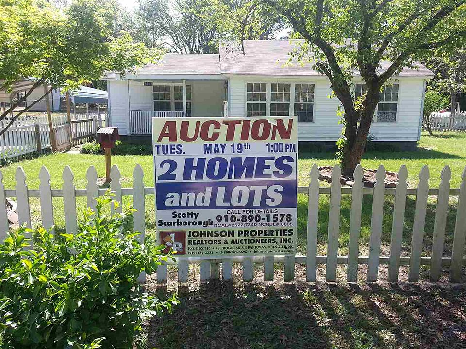 2nd image of 2413 Moody Rd