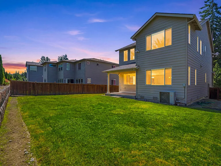 12150 164th Ct NE — Photo 37