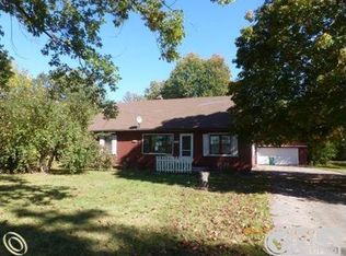 25833 Bell Rd, New Boston, MI 48164