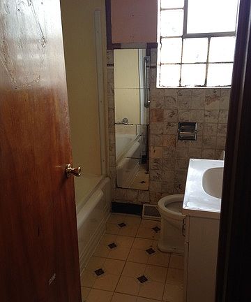 5th image of 217 Hyde Park Ave