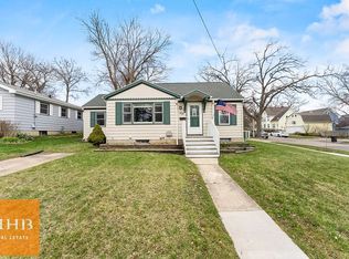 408 Lowell St, Stoughton, WI 53589