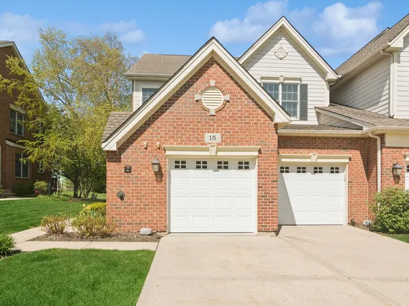 15 Red Tail Dr, Hawthorn Woods, IL 60047