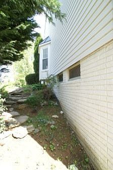 3rd image of 1419 Willow Oak Dr