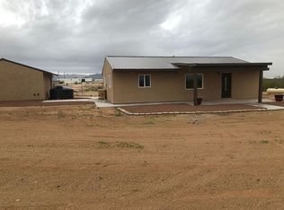 789 S Davis Rd, Golden Valley, AZ 86413