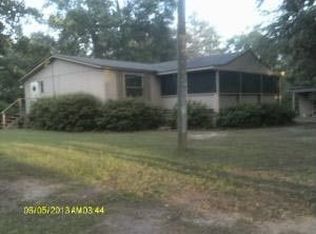 10 Elmer Smith Rd, Lumberton, MS 39455