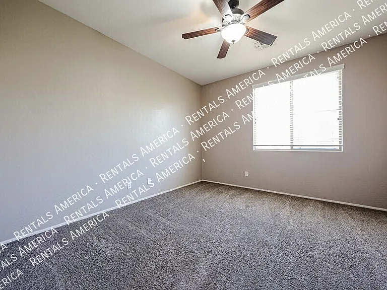 16869 S 30th Ave — Photo 25