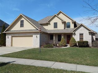6 Woodview Dr, Pittsboro, IN 46167