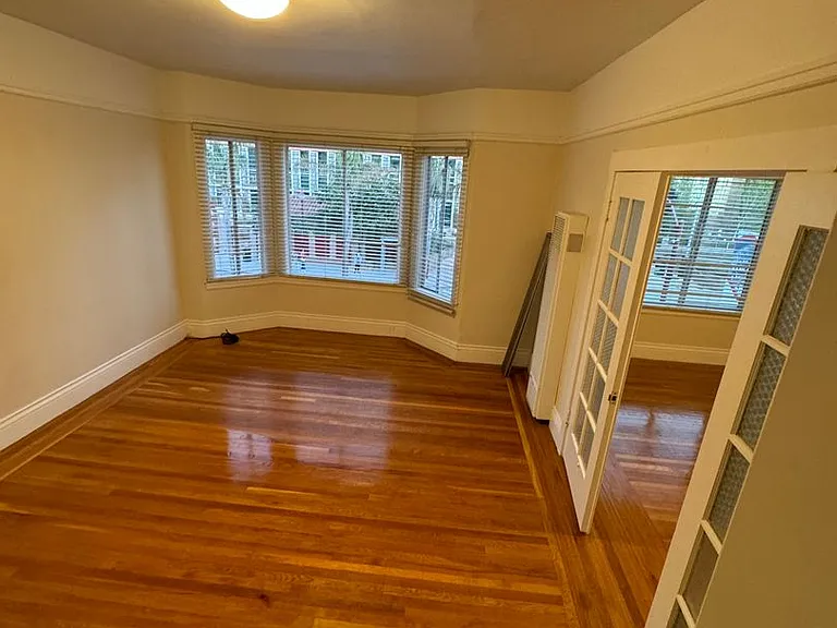 1052 Potrero Ave — Photo 3
