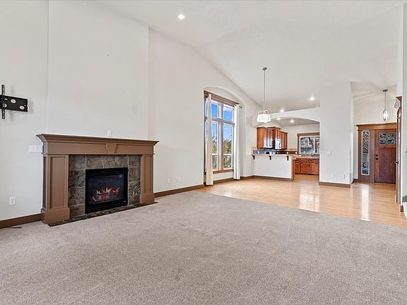 5th image of 5996 S Egmont Ave