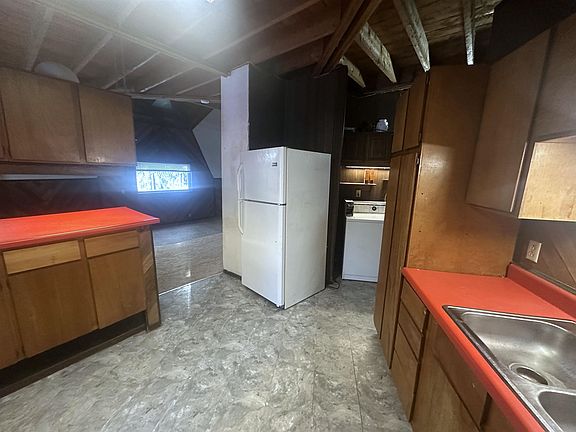 5th image of 3451 Duncan Rd