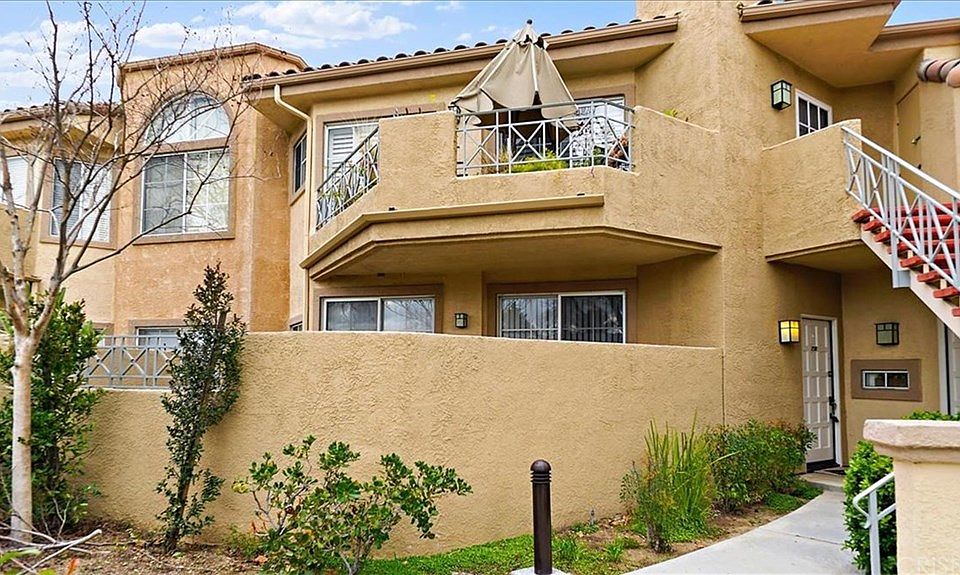 1st image of 23605 Del Monte Dr Unit 258