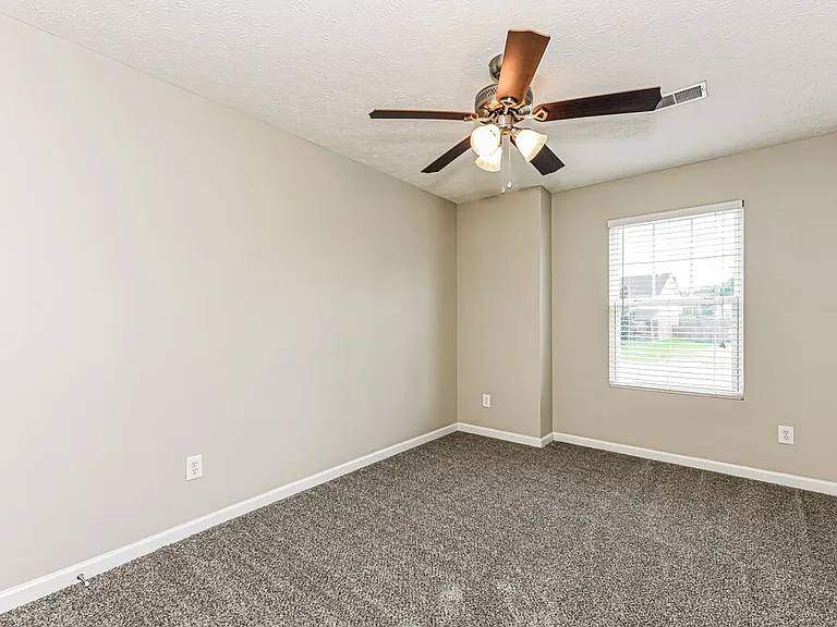 5012 Millpond Ct — Photo 13