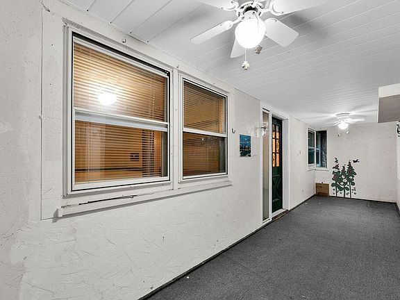 5th image of 4409 Newton Rd